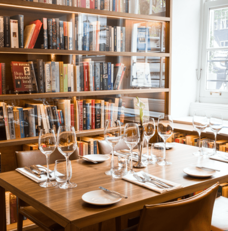 Library Bar - Brasserie Ambassade